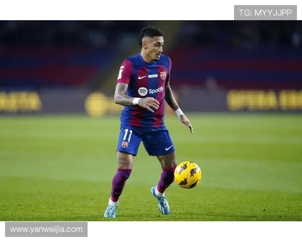 世体晒巴萨拉菲尼亚数据分析167场67球50助攻上赛季表现惊艳34球22助